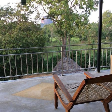 Sigiriya Rock Hide Hotel Exterior foto