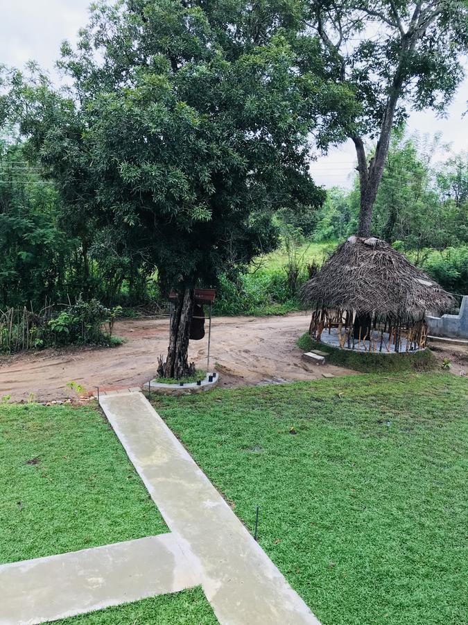 Sigiriya Rock Hide Hotel Exterior foto