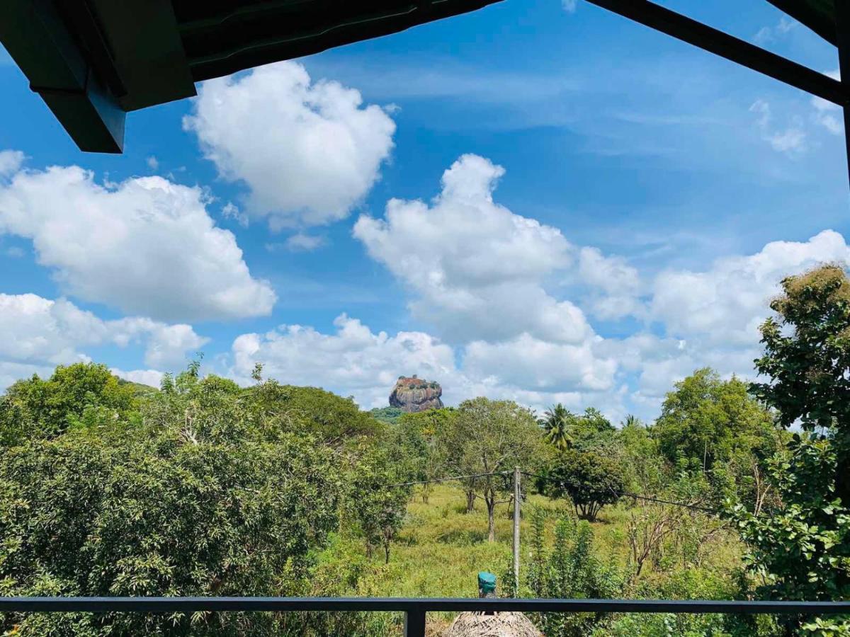 Sigiriya Rock Hide Hotel Exterior foto